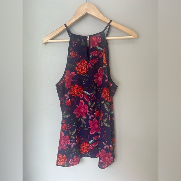 Floral Tank Top - Picture 2 of 5